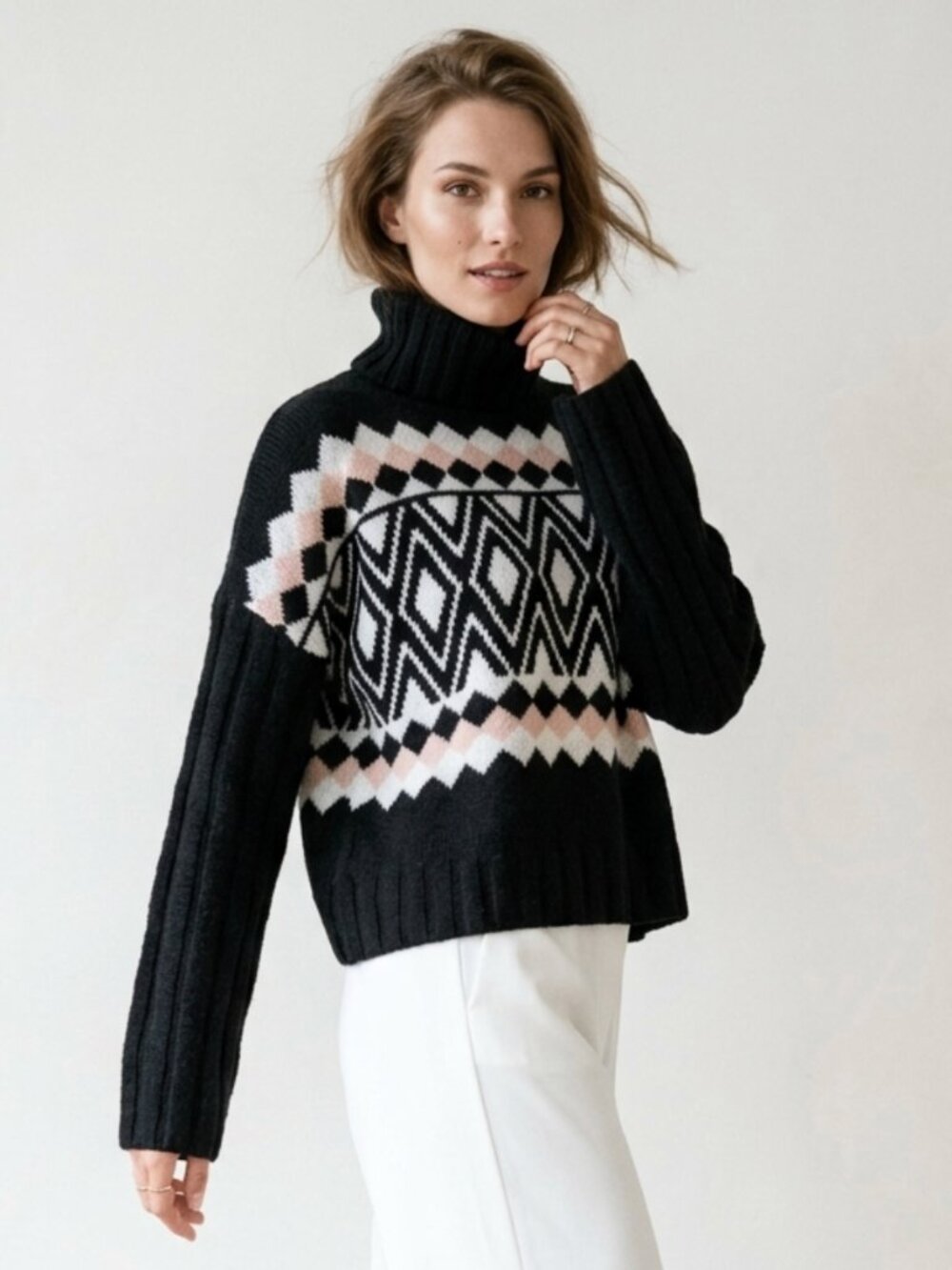 SO | Black Argyle Turtleneck Knit Sweater Sz L